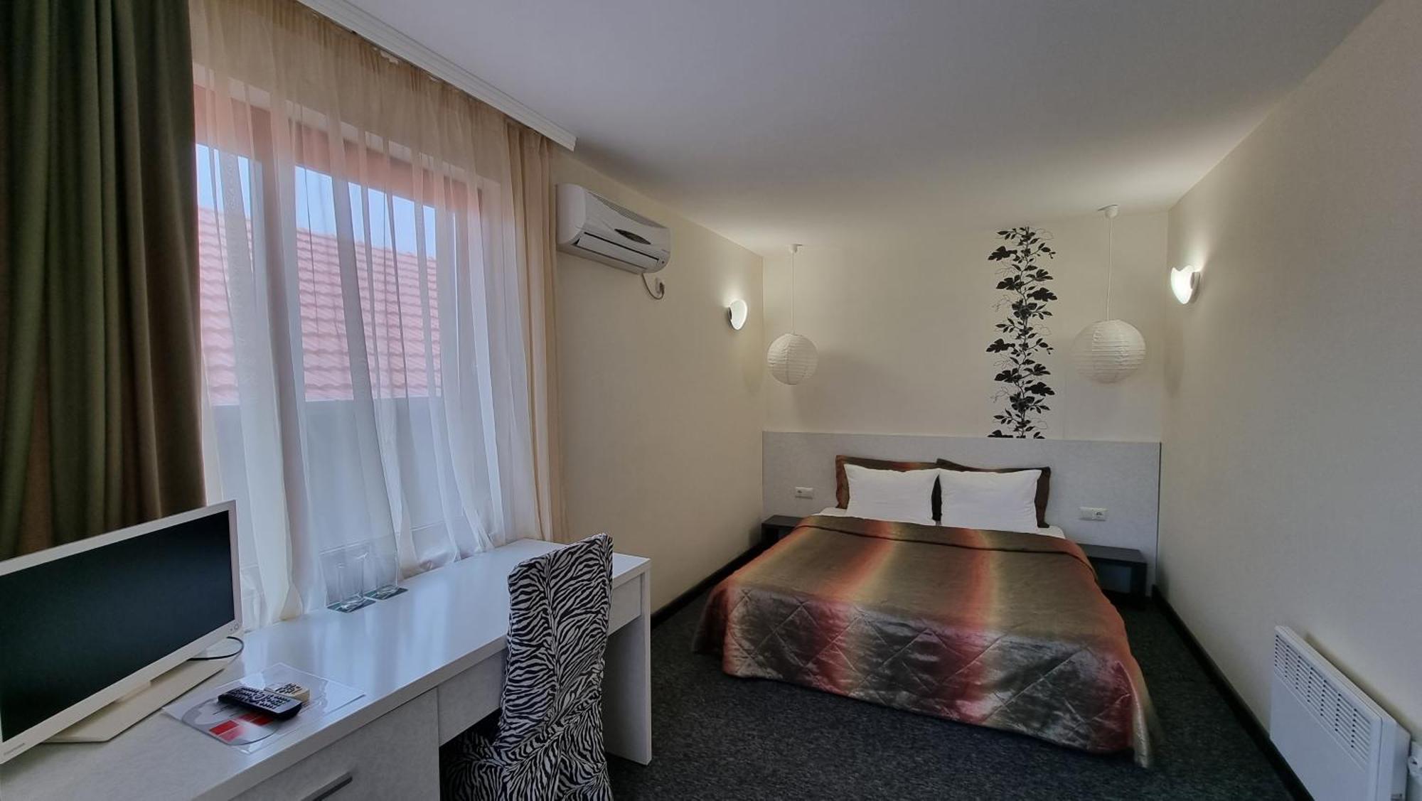 Hoteldiamanti Sozopol Rom bilde